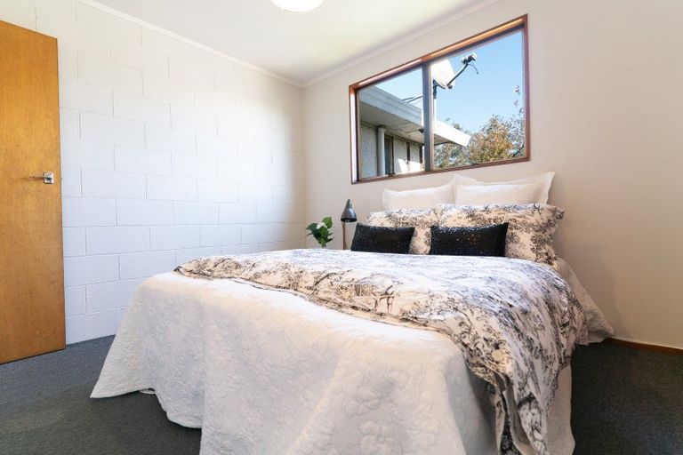 Photo of property in 8/702 Grays Road, Mahora, Hastings, 4120