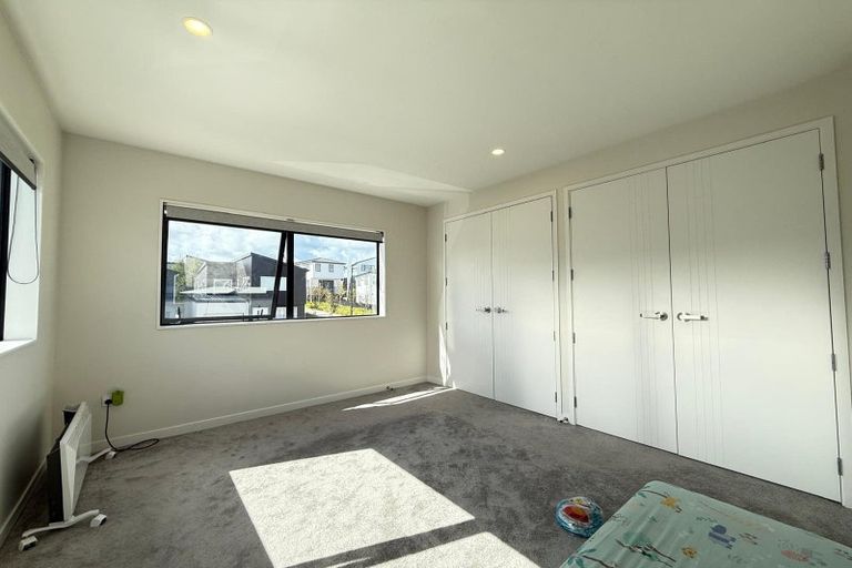 Photo of property in 16 Kapehu Road, Silverdale, 0932