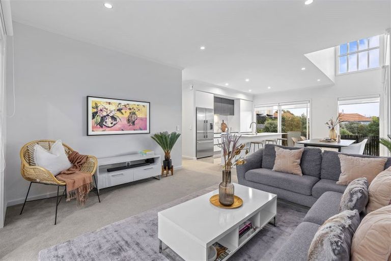 Photo of property in 11 Frances Bryers Road, Hobsonville, Auckland, 0616