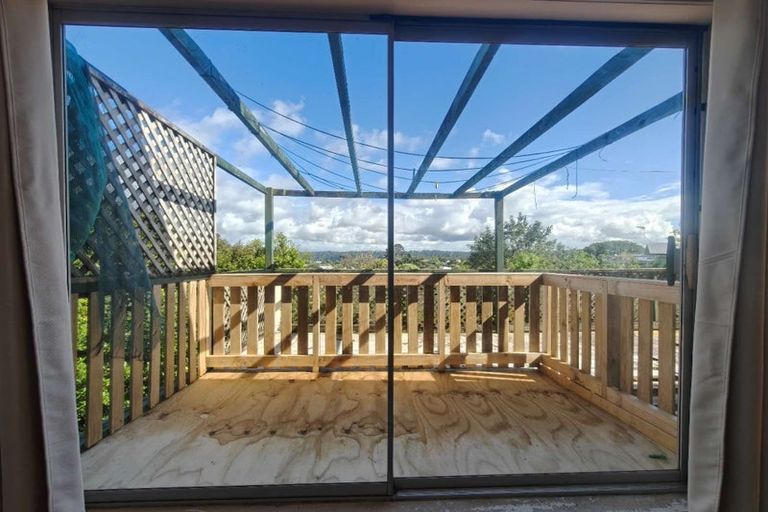 Photo of property in 37 Seon Place, Birkdale, Auckland, 0626