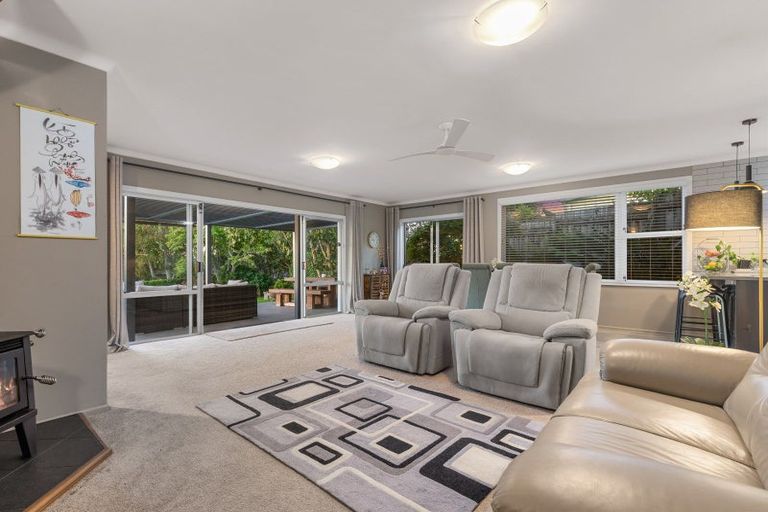 Photo of property in 216 Welcome Bay Road, Welcome Bay, Tauranga, 3112