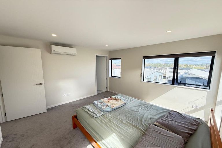 Photo of property in 16 Kapehu Road, Silverdale, 0932