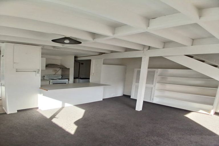 Photo of property in Paddington Apartments, 11/15u Mckinley Crescent, Brooklyn, Wellington, 6021