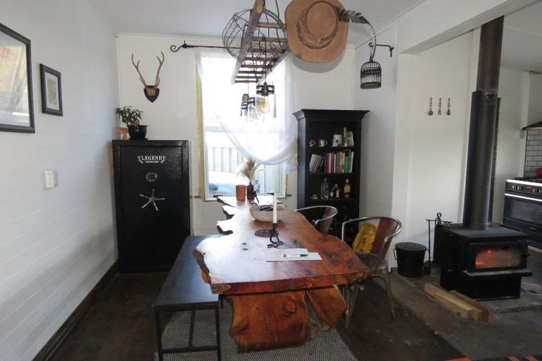 Photo of property in 3 Herald Street, Reefton, 7830