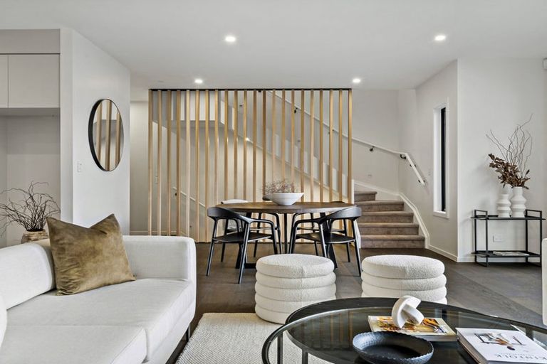 Photo of property in 6 Stockade View Lane, Howick, 2014