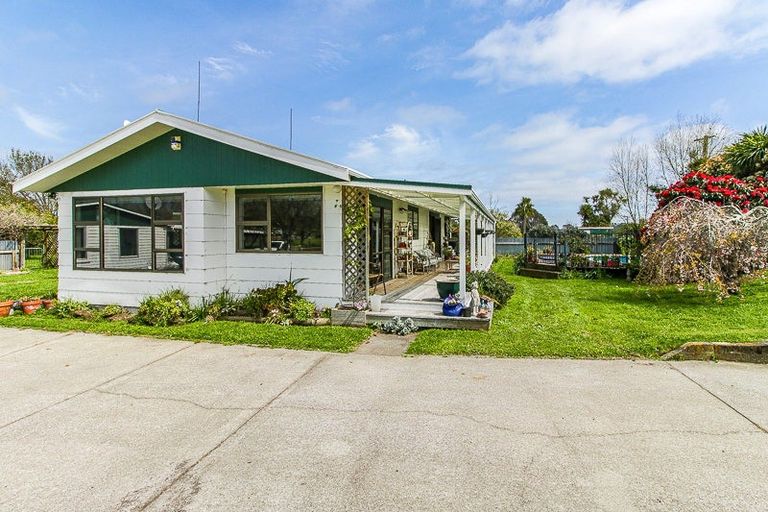 Photo of property in 358 Foxton Shannon Road, Foxton, 4893