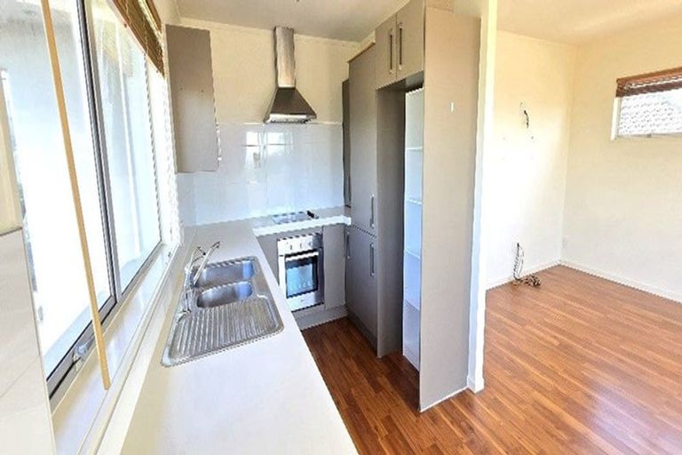 Photo of property in 2/167 Coronation Road, Hillcrest, Auckland, 0627