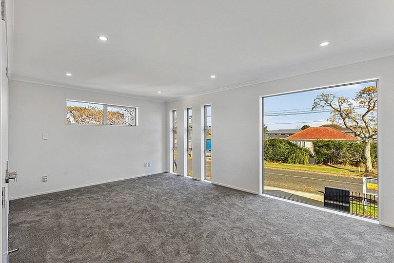 Photo of property in 58a Gloucester Road, Manurewa, Auckland, 2102