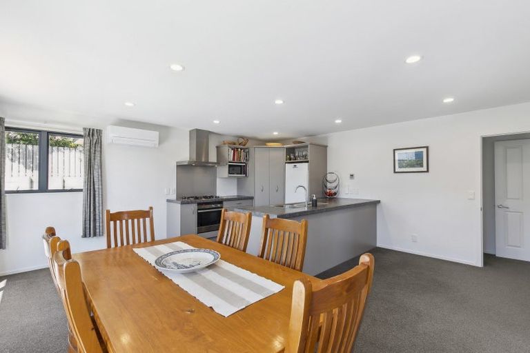 Photo of property in 9 Ashwood Street, Woodridge, Wellington, 6037