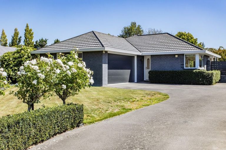 Photo of property in 14 Pearce Place, Kaiapoi, 7630