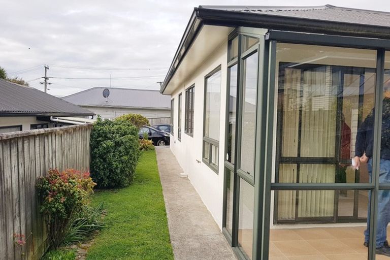 Photo of property in 46u2 Burgess Road, Johnsonville, Wellington, 6037