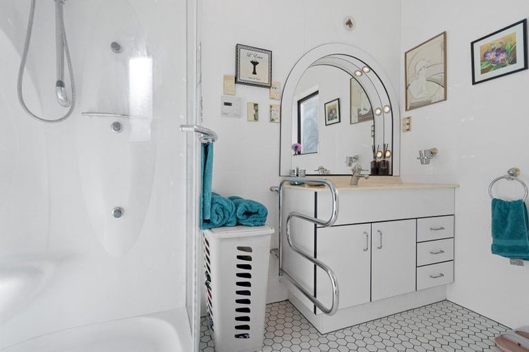 Photo of property in 748 Norfolk Road, Upper Plain, Carterton, 5791