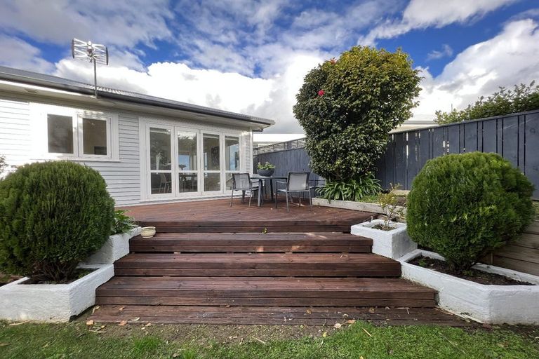 Photo of property in 1 Mandalay Terrace, Khandallah, Wellington, 6035