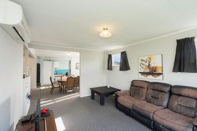 Photo of property in 55 Tiro Tiro Road, Levin, 5510