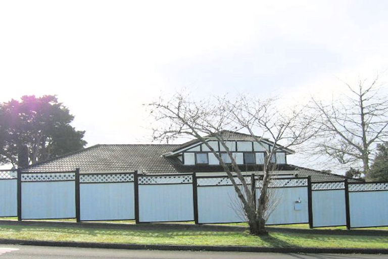 Photo of property in 2 Escalona Street, Kamo, 0112