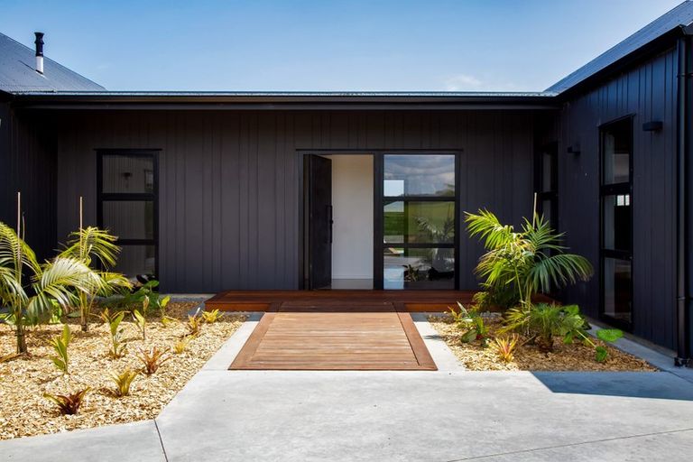 Photo of property in 22 Larlin Drive, Hawera, 4675