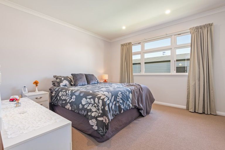 Photo of property in 85 Chelwood Street, Takaro, Palmerston North, 4412