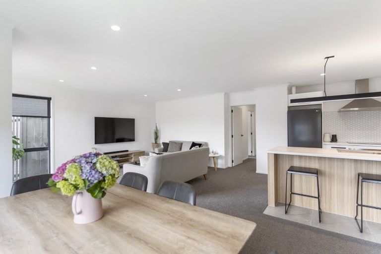 Photo of property in 5 Sierra Way, Ramarama, 2579