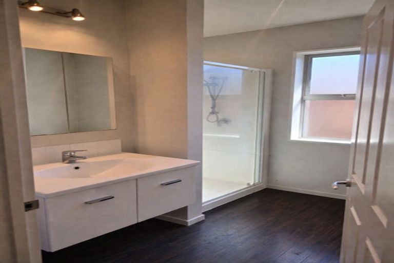 Photo of property in 32 Harman Street, Addington, Christchurch, 8024