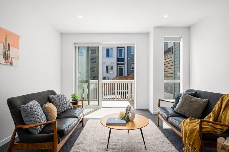 Photo of property in 11/30u Pirie Street, Mount Victoria, Wellington, 6011