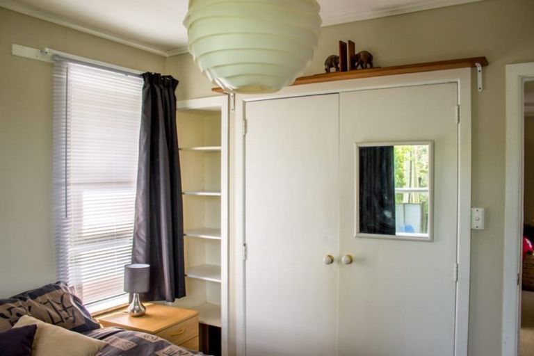 Photo of property in 1/22 Coroglen Avenue, Birkenhead, Auckland, 0626