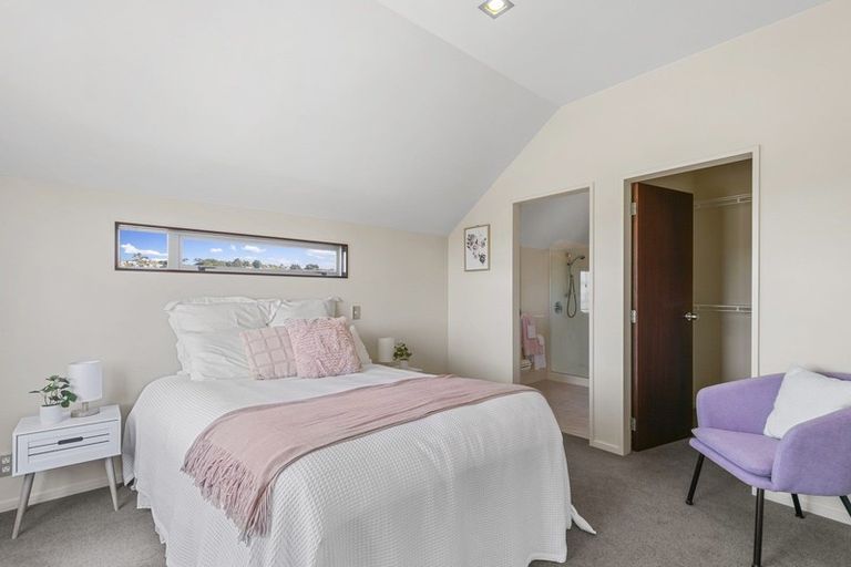 Photo of property in 25 Waverton Terrace, Churton Park, Wellington, 6037