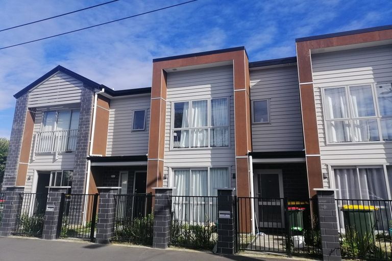 Photo of property in 113u8 Knighton Road, Hillcrest, Hamilton, 3216
