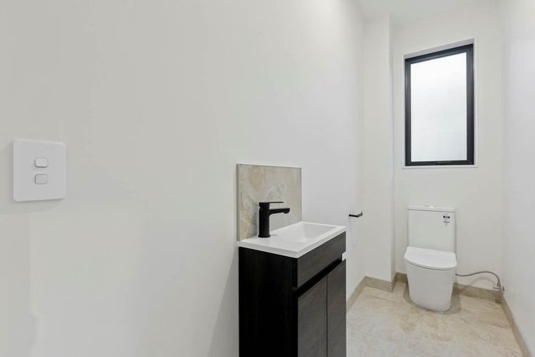 Photo of property in 17 Aituaa Road, Pukekohe, 2120
