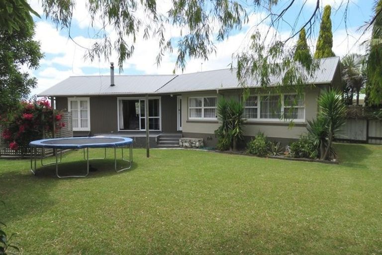 Photo of property in 2 Maire Street, Tikipunga, Whangarei, 0112