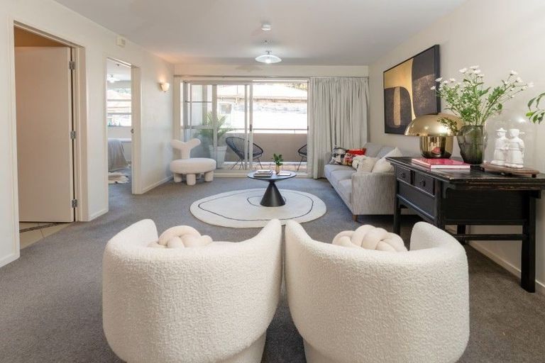 Photo of property in Elizabeth Street Chapel, 7/6 Elizabeth Street, Mount Victoria, Wellington, 6011