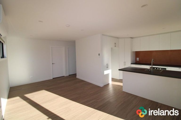 Photo of property in 2/76 Wyon Street, Linwood, Christchurch, 8062