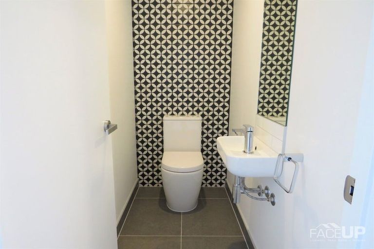 Photo of property in 9/1 Scott Road, Hobsonville, Auckland, 0616