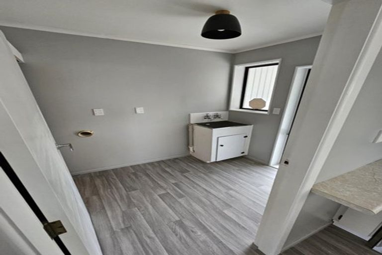 Photo of property in 179 Miromiro Road, Normandale, Lower Hutt, 5010