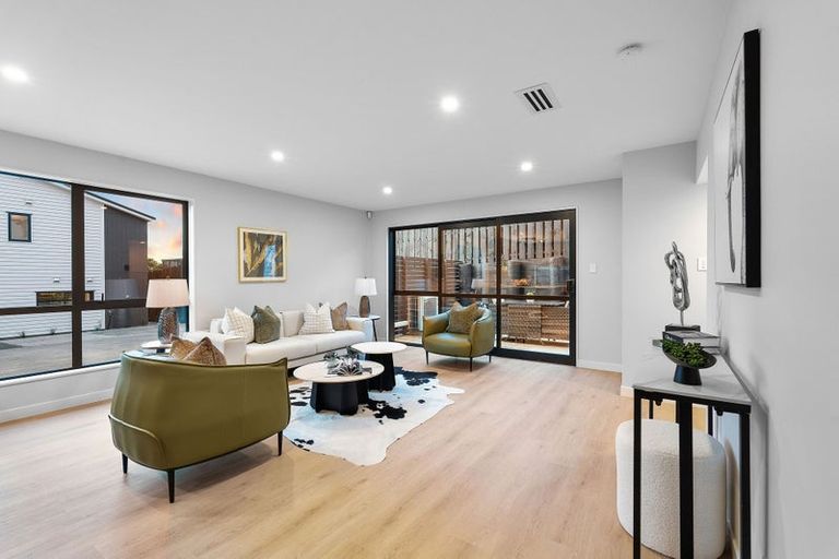 Photo of property in 3/32 Beulah Avenue, Rothesay Bay, Auckland, 0630