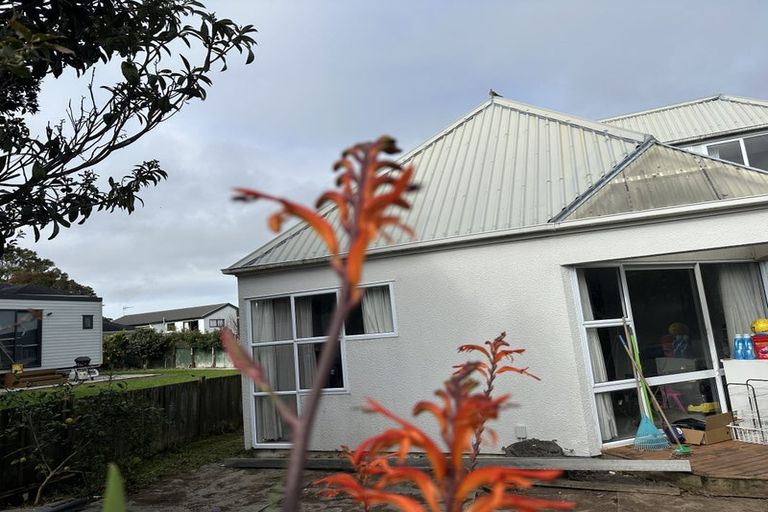 Photo of property in 2/11 Richard Avenue, Bucklands Beach, Auckland, 2014