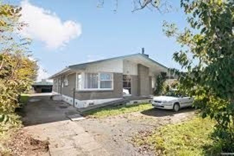 Photo of property in 24a Grove Road, Papakura, 2110