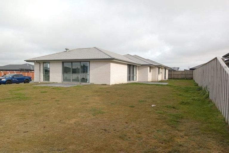 Photo of property in 22 Chris Drive, Rolleston, 7614