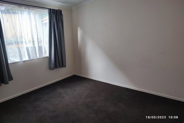 Photo of property in 33a Baird Street, Howick, Auckland, 2014