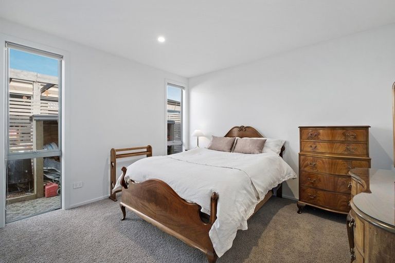 Photo of property in 24 Makomako Road, Wanaka, 9305