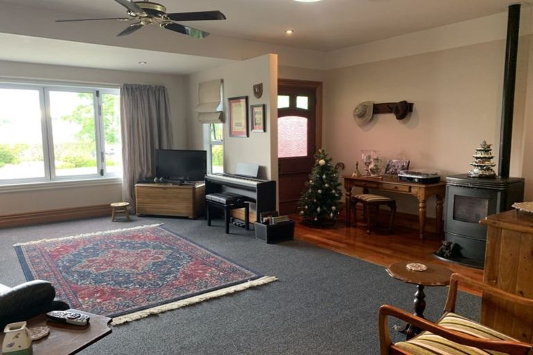 Photo of property in 52 Mount Herbert Road, Waipukurau, 4200