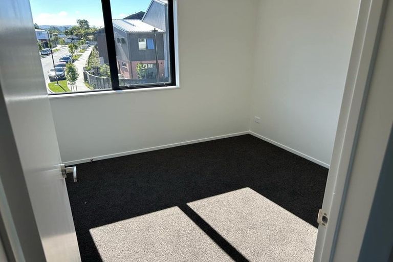 Photo of property in 61 Selo Street, Glen Eden, Auckland, 0602