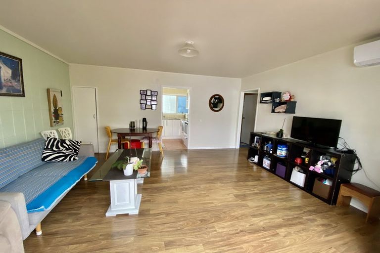 Photo of property in 4/74 Birkenhead Avenue, Birkenhead, Auckland, 0626