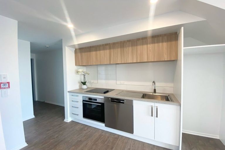 Photo of property in 104/1 Hewitts Road, Merivale, Christchurch, 8014