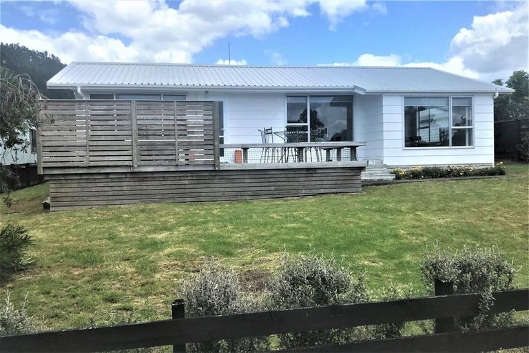 Photo of property in 208 Vista Paku, Pauanui, Hikuai, 3579