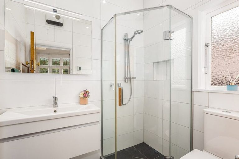 Photo of property in 108 Clyde Street, Island Bay, Wellington, 6023