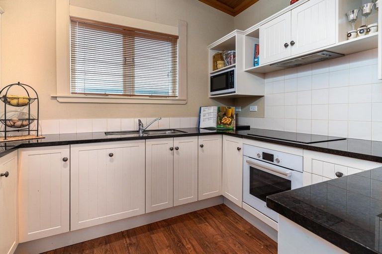Photo of property in 44 Queen Street, Feilding, 4702