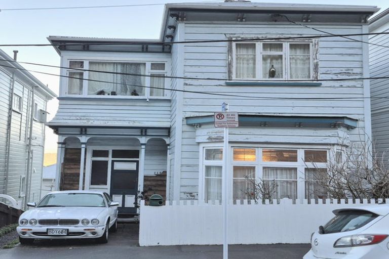 Photo of property in 115 Grant Road, Thorndon, Wellington, 6011