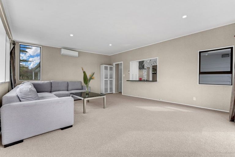 Photo of property in 308 Paparata Road, Bombay, 2675