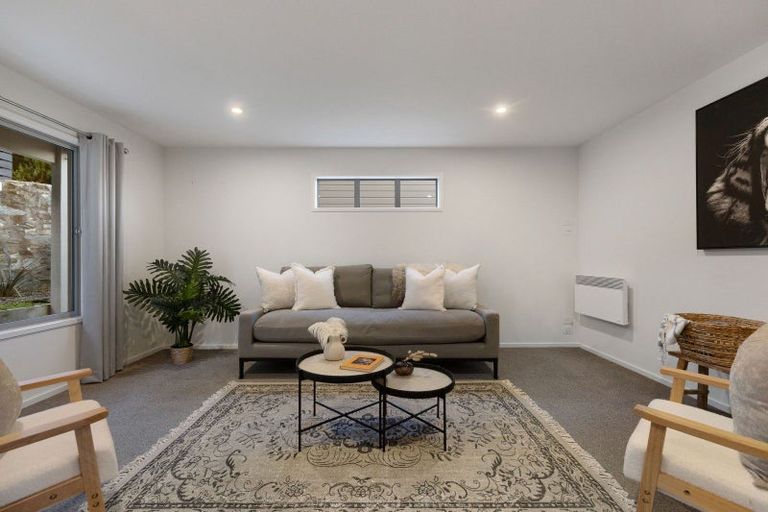 Photo of property in 40 Lochy Road, Fernhill, Queenstown, 9300