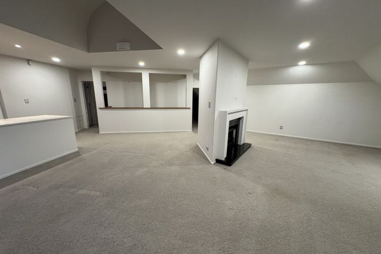 Photo of property in 1/5 Princes Street, Northcote Point, Auckland, 0627